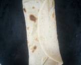 Spicy omelette stuffed 'roti' recipe step 3 photo