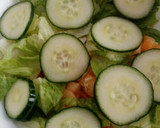 Foto del paso 3 de la receta: Ensalada con frutas y salsa de yogurt