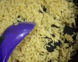 A picture of step 3 of Kale fried rice.