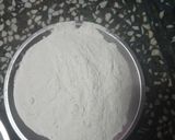 चावल के आटे की कतली (chawal ki aate ki katli recipe in Hindi) रेसिपी चरण 1 फोटो