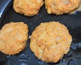 A picture of step 5 of Ragda Patties.