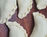 Foto del paso 8 de la receta: 🥟 Empanadas de vacío cortado a cuchillo