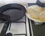 A picture of step 8 of Home made veggie and meat burgers.