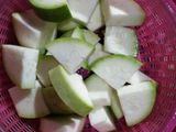 Canh bầu giò dê