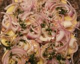 Foto del paso 7 de la receta Patatas confitadas con cebollas al horno