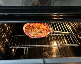 Hình bước làm 6 của món Pizza Tôm Thanh Cua Đế Củ Dền