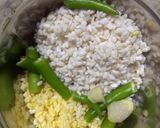 A picture of step 1 of Capsicum vada chaat.
