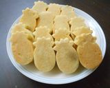 A picture of step 10 of Pineapple Cakes (No Beating Required).
