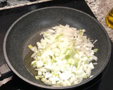 Foto del paso 1 de la receta: Spanakopita pastel griego de espinacas y queso feta
