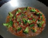 A picture of step 7 of Fried Broccoli with Ginger sauce.