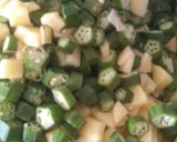ભીંડા બટાકા ની સબ્જી (Bhinda Bataka Sabji Recipe In Gujarati) રેસીપી સ્ટેપ2ફોટો