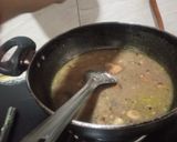A picture of step 3 of Weightloss Mushroom soup.