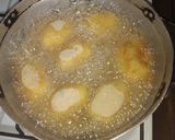 Foto del paso 2 de la receta: Bombitas de papa 😋