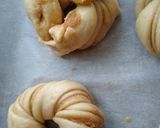 A picture of step 9 of Swedish Cardamom Buns.