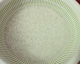 Hình bước làm 4 của món Cháo trắng lá dứa hột vịt muối