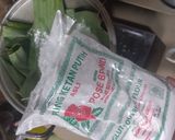 Foto langkah ke 1 dari resep Putu Bambu (Cetakan Daun Pisang).