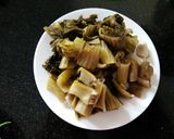 Hình bước làm 4 của món Cá chép om dưa