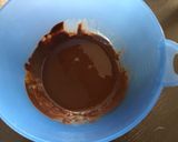 A picture of step 5 of No-Bake Chocolate and Strawberry Cheesecake.