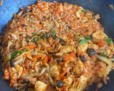 A picture of step 6 of Kimchi fried rice (chicken).