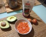 Foto del paso 1 de la receta: Quinoa con salmón y aguacate 🥑🍚🥚💕
