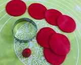 A picture of step 6 of Two-style fondant rose.