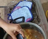 A picture of step 3 of Butt palak recipe.