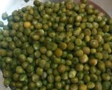 A picture of step 1 of Peas and white rice.