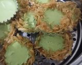 Foto langkah ke 4 dari resep Pie Singkong Talam Pandan.