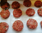 Foto del paso 3 de la receta: Ensalada de hamburguesitas🥗🍔