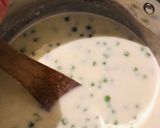 Zsenge zöldborsófőzelék lestyánnal recept fázis 3 fotója