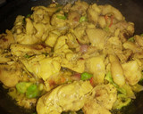 Foto del paso 5 de la receta: Cuarto de pollo deshuesado con zanahoria y papas
