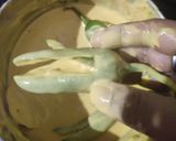 A picture of step 3 of Mirchi pakora.