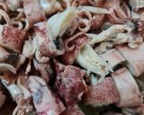 Foto langkah ke 1 dari resep Cumi Sambal Pete.