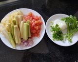 Hình bước làm 1 của món Nghêu nấu ngót