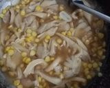 Foto langkah ke 4 dari resep 14. Tumis jamur tiram jagung manis.