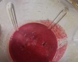 Foto langkah ke 2 dari resep Smoothies Banana Berries.