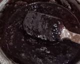 Foto langkah ke 3 dari resep Cream Cheese Marble Brownies.