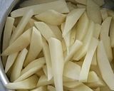 पेरी पेरी मसाला फ्रेंच फ्राइस रेसिपी चरण 2 फोटो