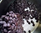 A picture of step 2 of Oats chocolate chips cookies.