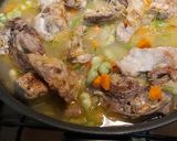 Foto del paso 3 de la receta: Estofado de conejo al horno