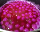 Hình bước làm 4 của món Chè bột lọc màu lá cẩm