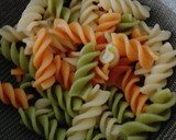 Foto del paso 1 de la receta: Ensalada de espirales
