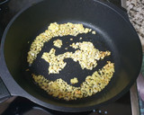 Foto del paso 2 de la receta: Pechugas de pollo con menestra de verduras