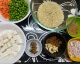 A picture of step 1 of Paneer Pulao.