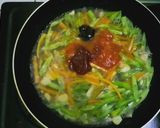 Foto langkah ke 2 dari resep Sosis Bakso Pedas Asam Manis.