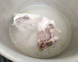 Foto langkah ke 2 dari resep Ayam Suwir Bumbu Bali.