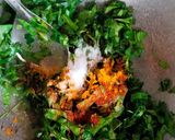 पालक मुठिया (Palak methi muthiya Recpi In Hindi) रेसिपी चरण 2 फोटो