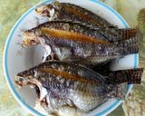 รูปขั้นตอนการทำที่ 6 ของ ปลาแดดเดียวทอด