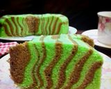 Foto langkah ke 6 dari resep 16 - Bolu Macan Pandan (versi kukus).