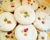 A picture of step 2 of Nankhatai (Cookies).